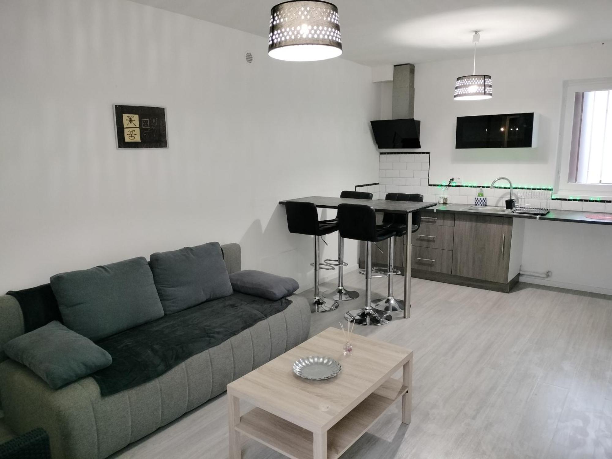 Appartement Cosy Avec Patio En Rdc Перпинян Екстериор снимка