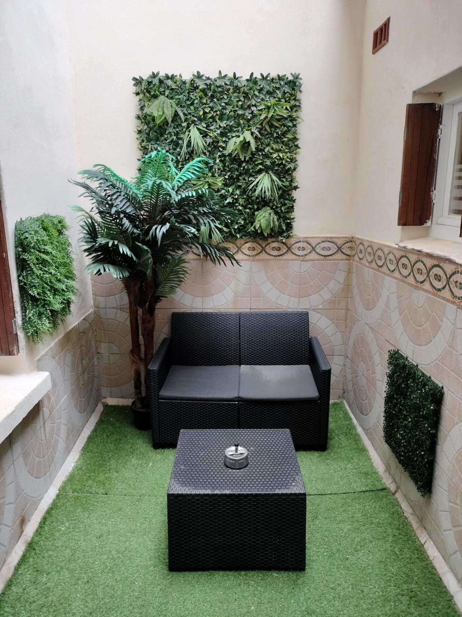 Appartement Cosy Avec Patio En Rdc Перпинян Екстериор снимка
